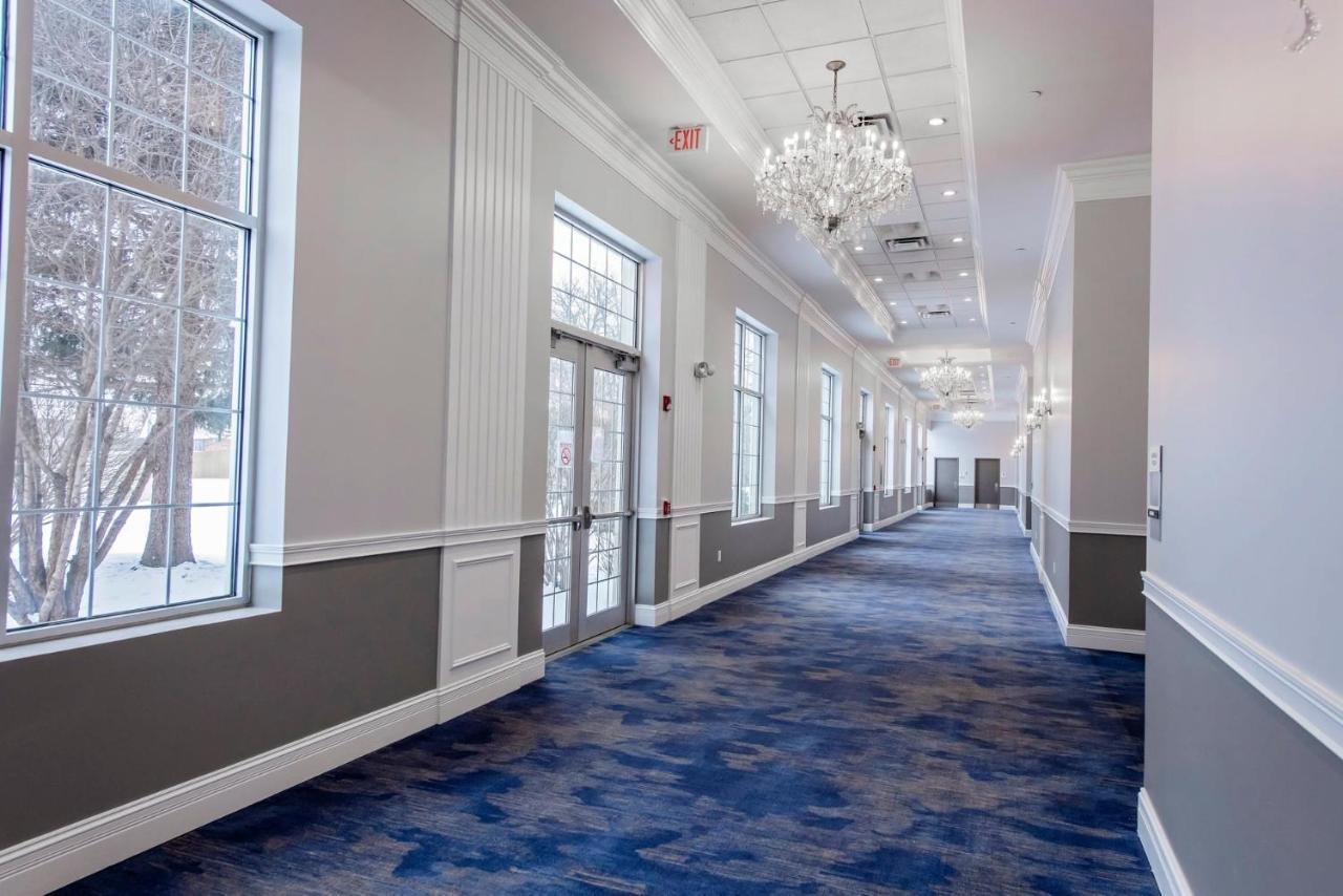 Clarion Hotel & Convention Center Joliet Exterior foto
